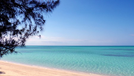 Eleuthera, spiaggia presso il cimitero di Wemyss Bay